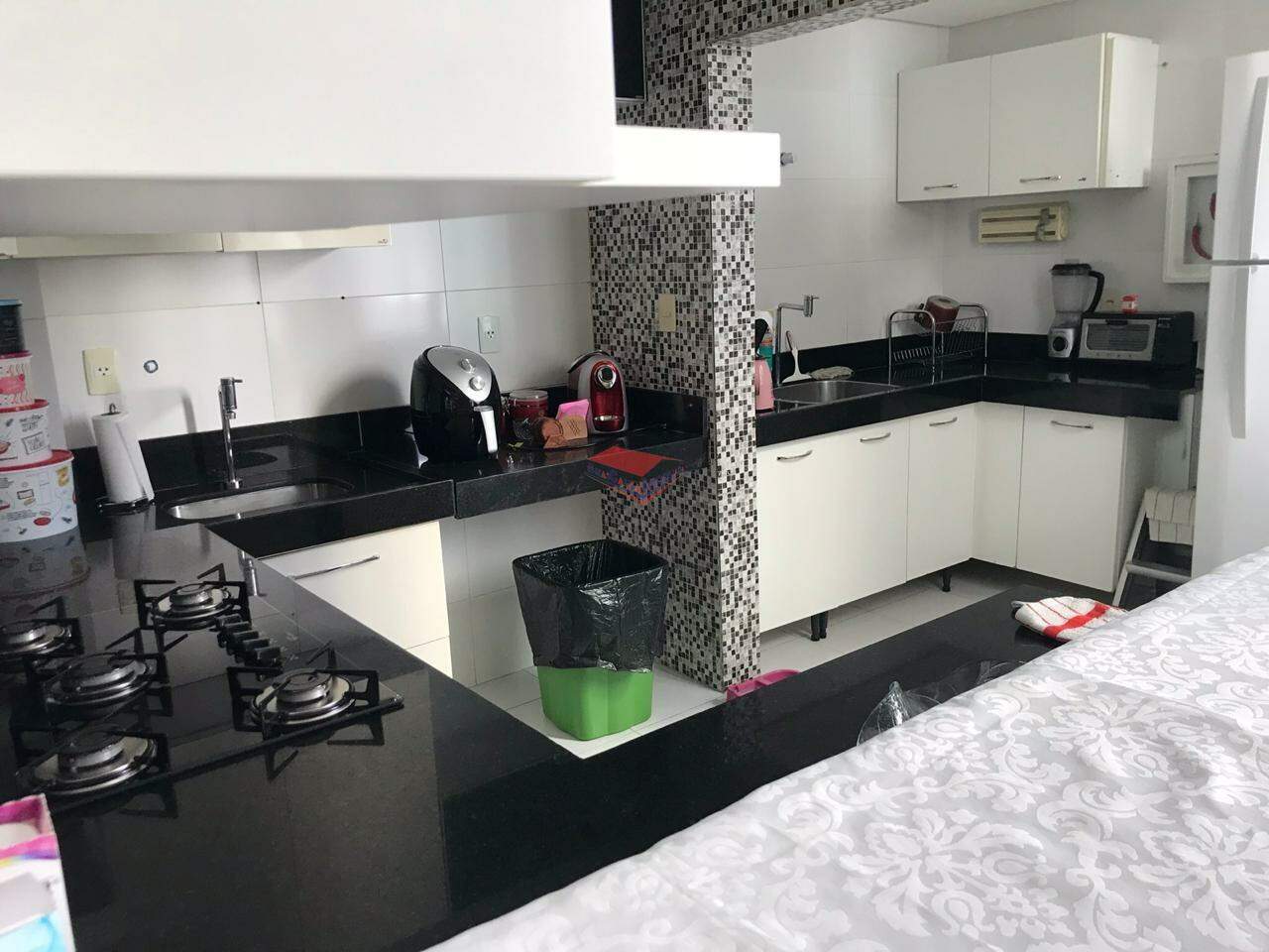 Apartamento à venda com 4 quartos, 160m² - Foto 6